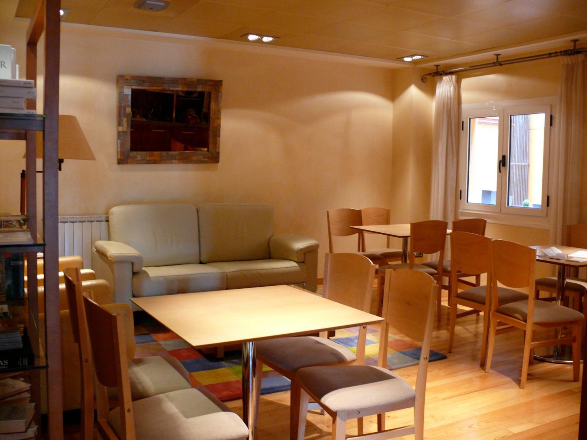 Hotel Nochendi Onís Eksteriør bilde