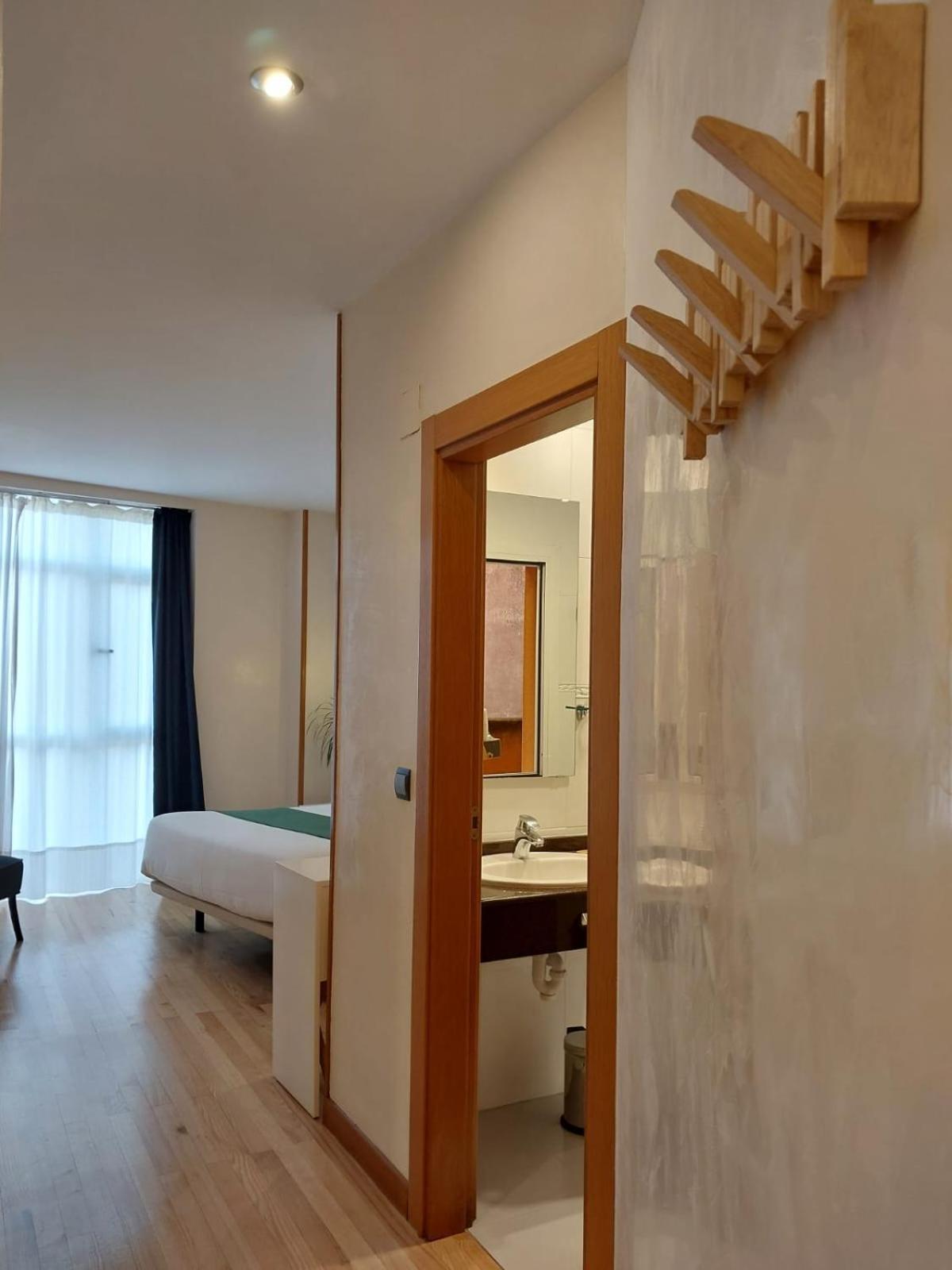 Hotel Nochendi Onís Eksteriør bilde