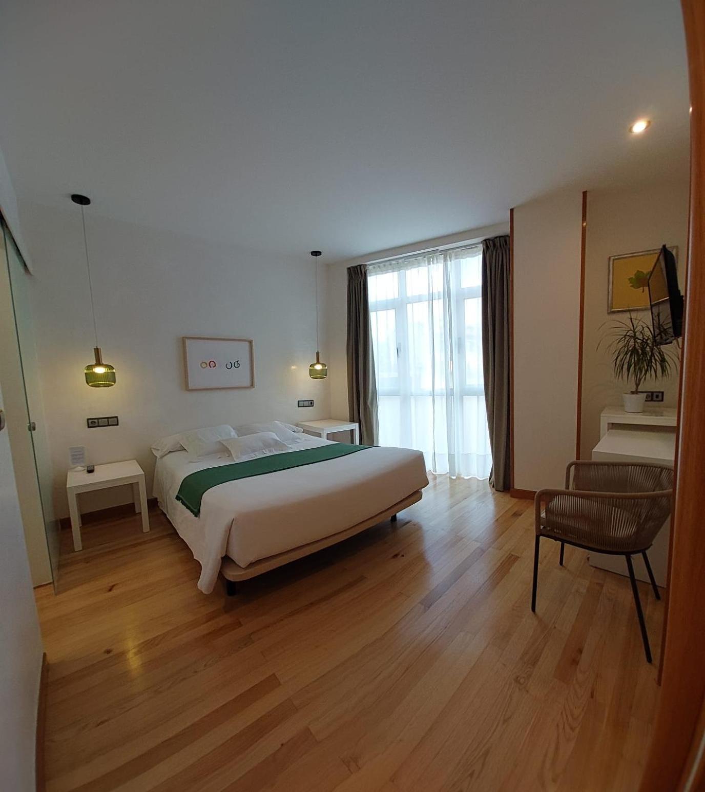 Hotel Nochendi Onís Eksteriør bilde
