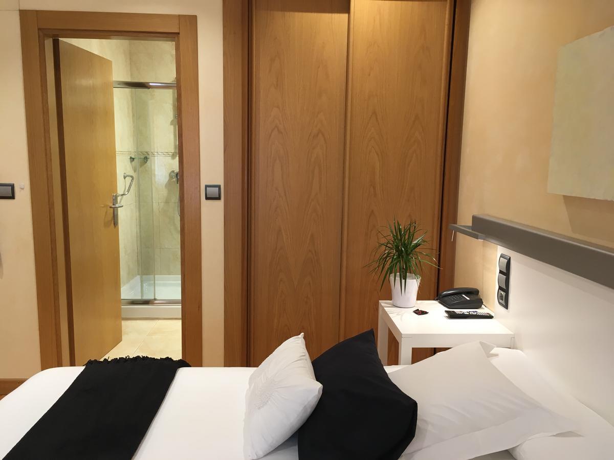 Hotel Nochendi Onís Eksteriør bilde